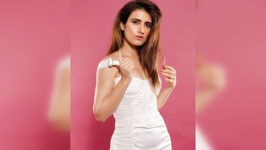 The dress is worth £139 which is <span class='webrupee'>₹</span>13,355, as per the label's official website.(Instagram/@fatimasanashaikh)