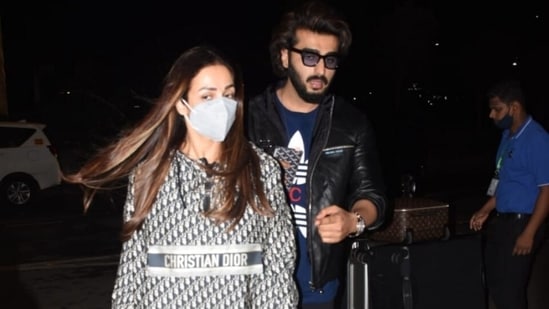 Malaika Arora and Arjun Kapoor jet off for a holiday in trendy airport outfits, we adore(HT Photo/Varinder Chawla)