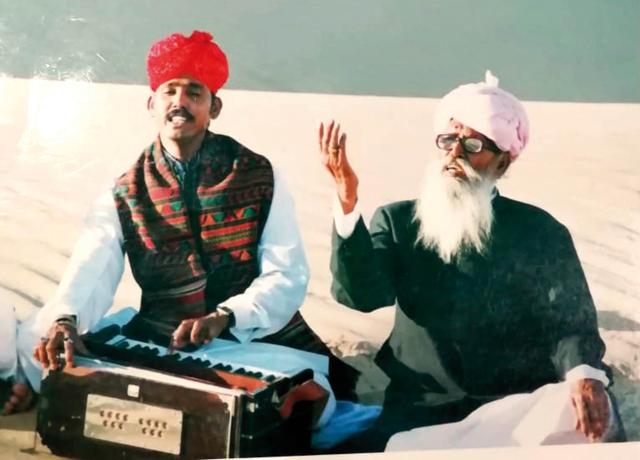 During a desert session with his father Ustad Rana Khan During a desert session with his father Ustad Rana Khan
