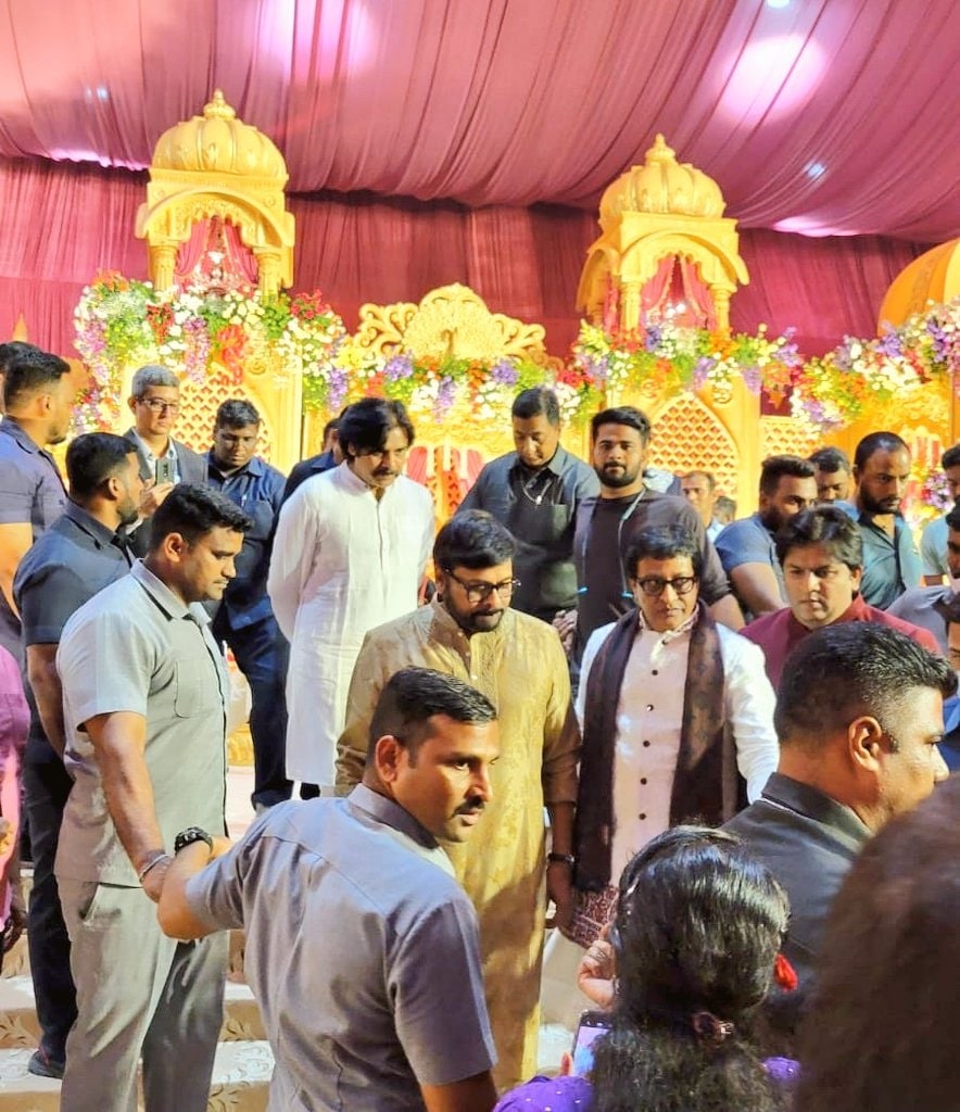 Pawan Kalyan and Chiranjeevi at a Hyderabad wedding attended by many celebs, including Naga Chaitanya, and Nagarjuna. Pawan Kalyan and Chiranjeevi at a Hyderabad wedding attended by many celebs, including Naga Chaitanya, and Nagarjuna.