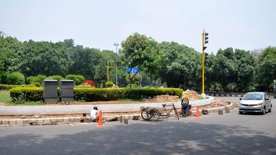 Work underway at the Sector 14/15 25/26 roundabout in Chandigarh. (Ravi Kumar/HT) Work underway at the Sector 14/15 25/26 roundabout in Chandigarh. (Ravi Kumar/HT)