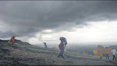 The highest 24-hour rainfall in the last decade was reported at 73.1 mm in 2016 whereas the lowest was 5.2 mm in 2014. This year on June 11, Pune reported maximum rainfall of 25.6 mm in 24 hours. (HT PHOTO) The highest 24-hour rainfall in the last decade was reported at 73.1 mm in 2016 whereas the lowest was 5.2 mm in 2014. This year on June 11, Pune reported maximum rainfall of 25.6 mm in 24 hours. (HT PHOTO)