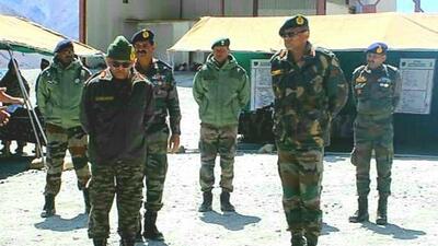 Northern Command chief Lt Gen Upendra Dwivedi at a forward location during his five day visit to Ladakh. He reviewed operational preparedness in Ladakh. (HT Photo) Northern Command chief Lt Gen Upendra Dwivedi at a forward location during his five day visit to Ladakh. He reviewed operational preparedness in Ladakh. (HT Photo)