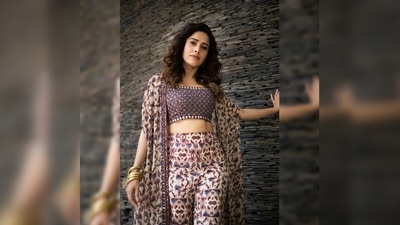 Nushrratt Bharuccha elevated her look with thick gold bangles and statement earrings. (Instagram/@nushrrattbharuccha)