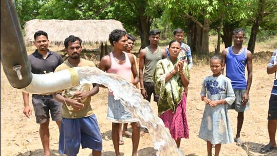 There was jubilation when the villagers at Orchha in Chhattisgarh’s Abujhmad region saw water coming from the newly laid pipes connected to the first borewell of their village. (Sourced) There was jubilation when the villagers at Orchha in Chhattisgarh’s Abujhmad region saw water coming from the newly laid pipes connected to the first borewell of their village. (Sourced)