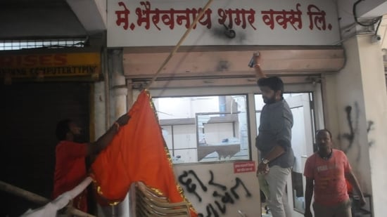 Office of MLA Tanaji Sawant vandalized by Shivsena workers in Balaji nagar, Pune.(HT Photo)