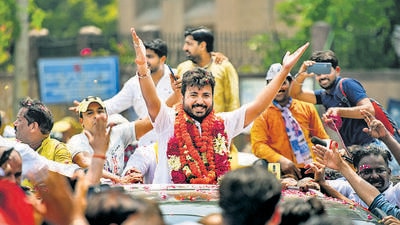 AAP’s Durgesh Pathak won the the Rajinder Nagar bypoll assembly election in New Delhi on Sunday. (Hindustan Times) AAP’s Durgesh Pathak won the the Rajinder Nagar bypoll assembly election in New Delhi on Sunday. (Hindustan Times)