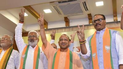 Uttar Pradesh chief minister Yogi Adityanath with other BJP leaders after the party’s victory in the Azamgarh and Rampur Lok Sabha by-elections. (PTI PHOTO)