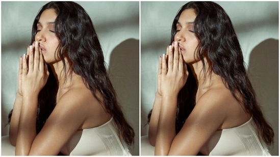 “Raat baaki, baat baaki,” Bhumi captioned her pictures. The apt comment came from Bhumi’s sister Samiksha Pebnekar, who dropped by to write, “Goddess.”(Instagram/@bhumipednekar)