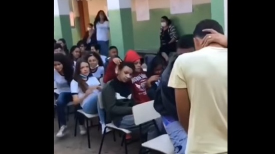 The classmates of a boy hugged him on his return to school as he had lost his mother. (goodnews_movement/Instagram) The classmates of a boy hugged him on his return to school as he had lost his mother. (goodnews_movement/Instagram)