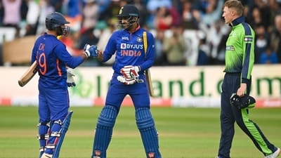 Deepak Hooda and Dinesh Karthik (Getty Images)