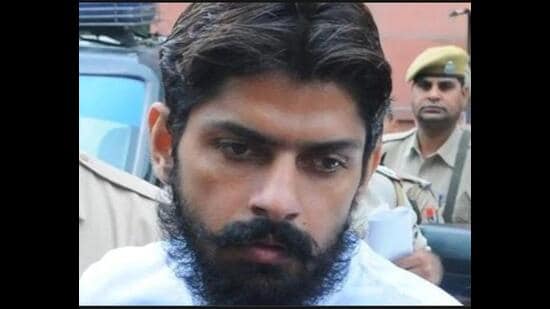 On June 14, a Delhi court had granted Punjab Police the transit remand of gangster Lawrence Bishnoi to take him to Mansa in the singer Sidhu Moose Wala killing case. (HT file photo)