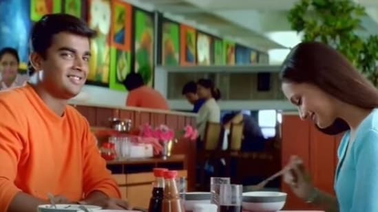 R Madhavan and Dia Mirza in Rehnaa Hai Terre Dil Mein.