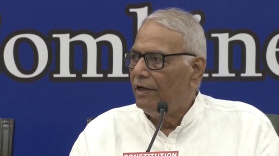 Yashwant Sinha addressing media at New Delhi's Constitution Club. (ANI)