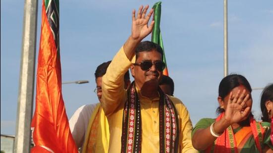 Tripura chief minister Manik Saha was approached by a team of Congress leaders who sought an impartial probe into Sunday’s violence (Twitter/DrManikSaha2) Tripura chief minister Manik Saha was approached by a team of Congress leaders who sought an impartial probe into Sunday’s violence (Twitter/DrManikSaha2)