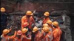 Soon after the building collapsed, local residents rushed to the spot to carry out rescue operations (Satish Bate/HT PHOTO) Soon after the building collapsed, local residents rushed to the spot to carry out rescue operations (Satish Bate/HT PHOTO)