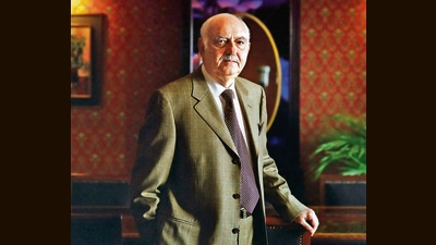 Pallonji Shapoorji Mistry at his office in Mumbai. (Photo by India Picture/Corbis via Getty Images) (Corbis via Getty Images)