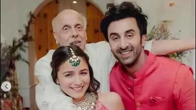 Mahesh Bhatt reacts to Alia Bhatt and Ranbir Kapoor announcing that they are expecting their first child Mahesh Bhatt reacts to Alia Bhatt and Ranbir Kapoor announcing that they are expecting their first child