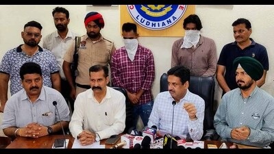 20.8 kg ice drug recovered, 2 arrested in Ludhiana (HT Photo) 20.8 kg ice drug recovered, 2 arrested in Ludhiana (HT Photo)