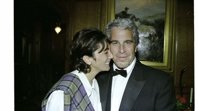 &nbsp;British socialite Ghislaine Maxwell and US financier Jeffrey Epstein. (AFP)