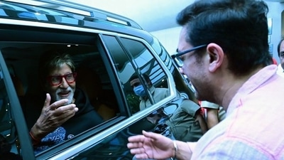 Amitabh Bachchan met Aamir Khan in Hyderabad. Amitabh Bachchan met Aamir Khan in Hyderabad. 