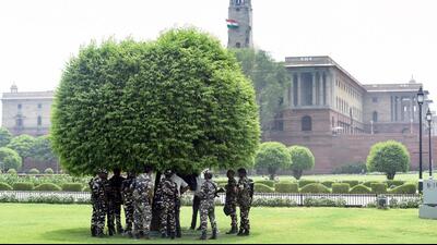Moist east wind raised humidity levels in the Capital on Monday. (HT PHOTO)