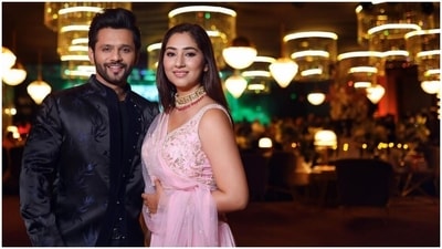 Disha wore the blouse with matching blush pink tiered lehenga skirt with a high-rise waistline, a heavy A-line ghera and a floor-grazing hem length. It also features beaded embellishments on the triple tiers and the hemline. Lastly, a blush pink zari dupatta, replete with pink silk gota borders and sequins, completed the outfit. (Instagram)