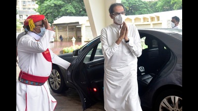 CM Uddhav Thackeray reaches Vidhan Bhavan during Maharashtra Legislative Council elections for ten seats at Vidhan Bhavan, in Mumbai, India, on Monday, June 20, 2022. (Anshuman Poyrekar/HT PHOTO) CM Uddhav Thackeray reaches Vidhan Bhavan during Maharashtra Legislative Council elections for ten seats at Vidhan Bhavan, in Mumbai, India, on Monday, June 20, 2022. (Anshuman Poyrekar/HT PHOTO)