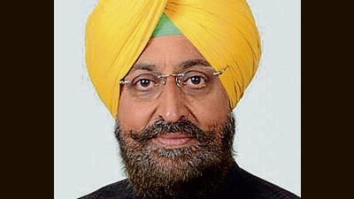Punjab assembly session: LoP Bajwa demands ‘protocols committee’ to make bureaucracy accountable (HT Photo) Punjab assembly session: LoP Bajwa demands ‘protocols committee’ to make bureaucracy accountable (HT Photo)