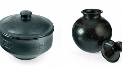PM Modi gifted black pottery pieces to Japan's prime minister Fumio Kishida. The black pottery is made in Nizamabad, Uttar Pradesh. (ANI) PM Modi gifted black pottery pieces to Japan's prime minister Fumio Kishida. The black pottery is made in Nizamabad, Uttar Pradesh. (ANI)
