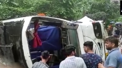 Bus carrying 22 Jharkhand college students meets with accident in Sikkim (ANI) Bus carrying 22 Jharkhand college students meets with accident in Sikkim (ANI)