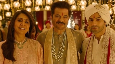 Neetu Kapoor, Anil Kapoor and Varun Dhawan in a still from JugJugg Jeeyo. Neetu Kapoor, Anil Kapoor and Varun Dhawan in a still from JugJugg Jeeyo. 