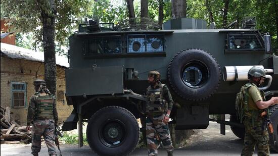 KThe Jammu and Kashmir Police said the Lashkar-e-Taiba commander Talib Shah, the mastermind behind the Rajouri blasts, was on the run. (HT File Photo/Wazeem Andrabi)