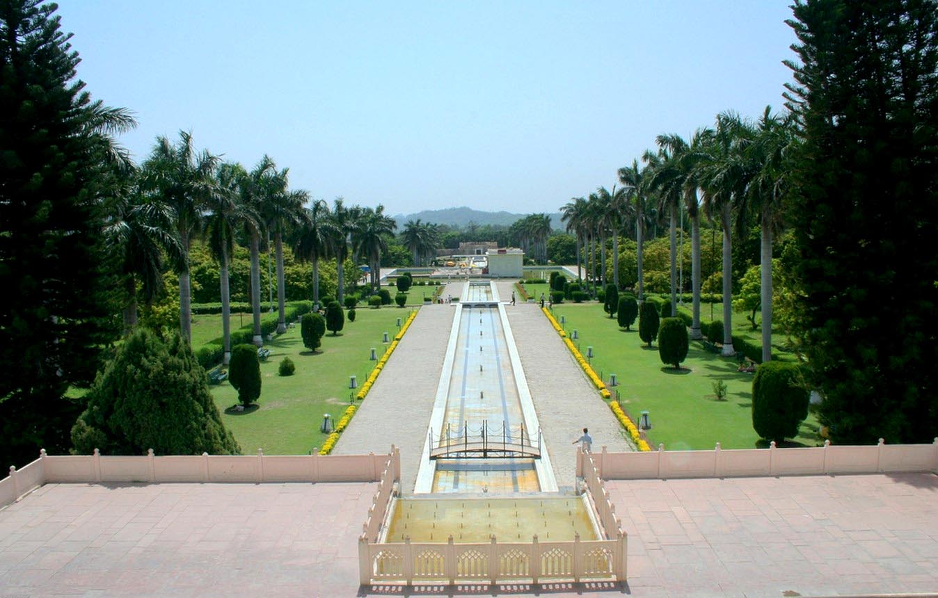 Yadavindra Gardens, Pinjore