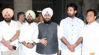 Partap Bajwa alleged that videos related to the Opposition are being edited and being made available for broadcast 15 minutes late. (HT File Photo) Partap Bajwa alleged that videos related to the Opposition are being edited and being made available for broadcast 15 minutes late. (HT File Photo)