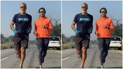 Last year, Milind took part in the cycling marathon to Delhi to explore green options of traveling and finding alternatives to vehicular pollution, Ankita joined him as part of the crew. In the middle of the marathon, the couple took a break to run for 10 kilometers. (Instagram/@milindrunning)