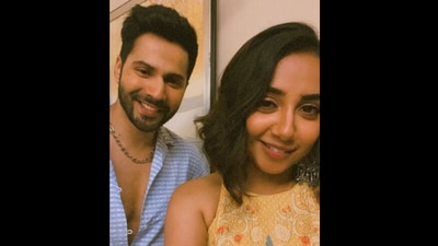Prajakta Koli and Varun Dhawan do his signature smirk in this viral video.&nbsp; (Instagram/@mostlysane)