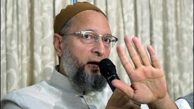 Asaduddin Owaisi’s All India Majlis-e-Ittehadul Muslimeen (AIMIM) lost four of its five Bihar MLAs to RJD, which has emerged as the single largest party in the assembly. (ANI) Asaduddin Owaisi’s All India Majlis-e-Ittehadul Muslimeen (AIMIM) lost four of its five Bihar MLAs to RJD, which has emerged as the single largest party in the assembly. (ANI)