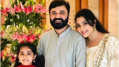 Meena and Vidyasagar got married in 2009. Meena and Vidyasagar got married in 2009.