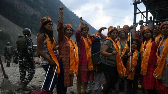 Pilgrims at the Baltal base camp before proceeding to the holy cave shrine of Amarnath, in Baltal on Wednesday. (AFP)