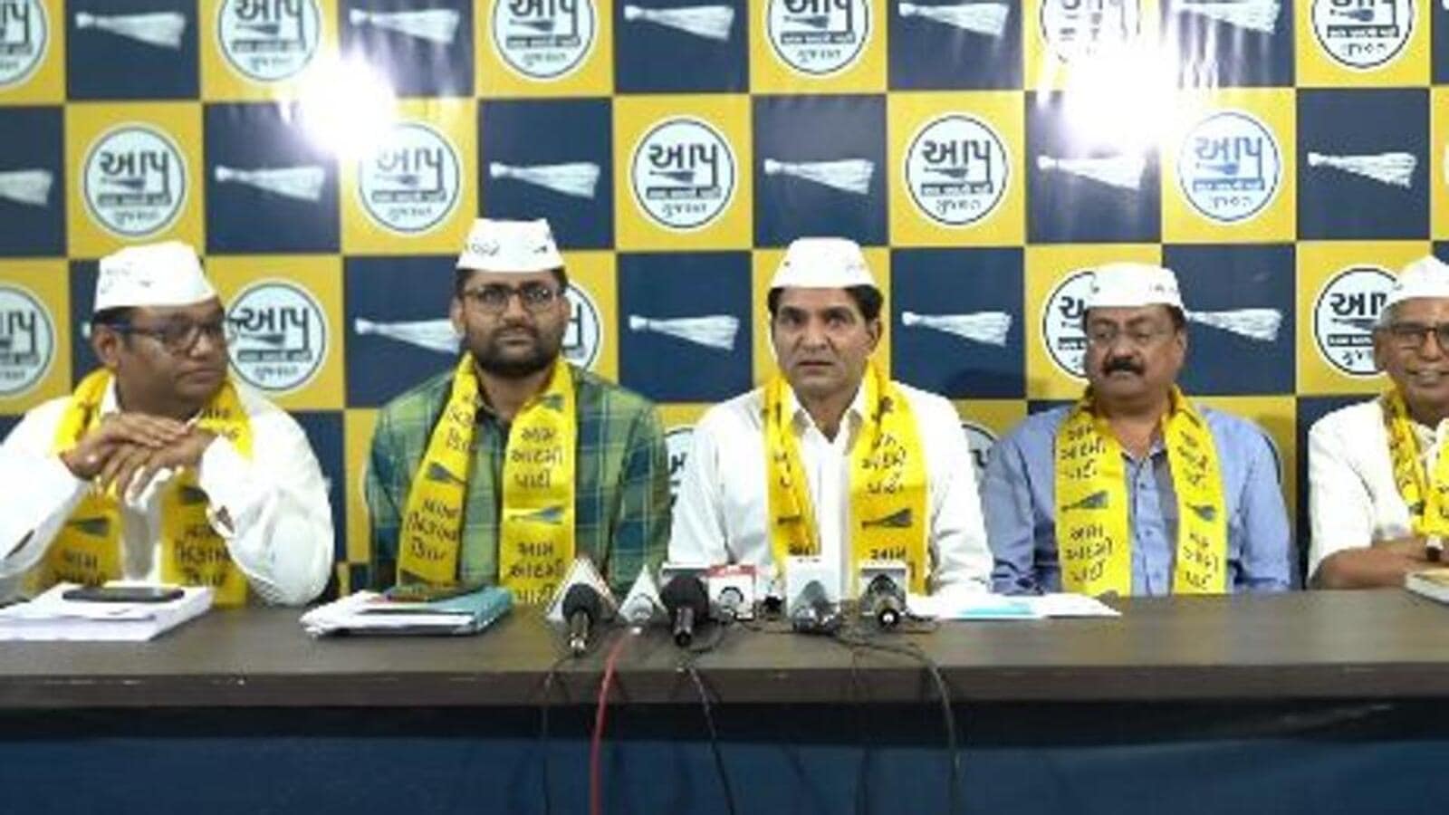 AAP names 6,098 new office bearers in Gujarat overhaul ahead of December  elections | Latest News India - Hindustan Times