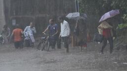 Office-goers had a tough time reaching their workplaces as heavy rain inundated several places, including Industrial Area Phase 1 (in pic), in Chandigarh on Thursday morning. (Keshav Singh/HT)