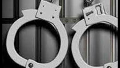 Two militants affiliated with Lashkar-e-Taiba were arrested in north Kashmir’s Sopore (Representative Image/HT File) Two militants affiliated with Lashkar-e-Taiba were arrested in north Kashmir’s Sopore (Representative Image/HT File)