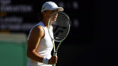 Poland's Iga Swiatek celebrates winning her second round match against Netherlands' Lesley Pattinama Kerkhove&nbsp; (REUTERS)