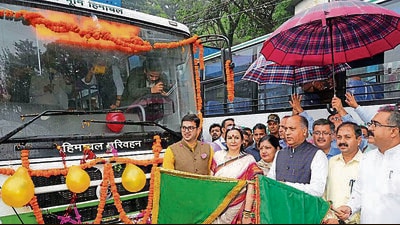 In the run up to the Himachal Pradesh assembly polls, chief minister Jai Ram Thakur on Thursday launched the Nari Ko Naman Scheme, under which women travelling in state buses will be given a 50% discount. (HT Photo)