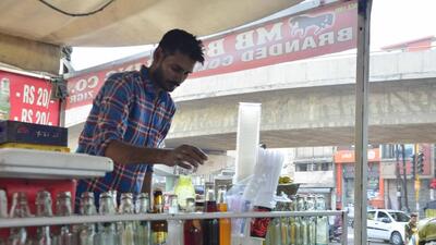 A vendor using plastic disposable glasses in Ludhiana on Thursday. While the MC will commence a drive for challaning the violators who will be caught trading or using the banned items from Friday onwards, PPCB officials stated that the department will seal industrial units, if the owner is caught manufacturing single-use plastic items. (Harvinder Singh/HT) A vendor using plastic disposable glasses in Ludhiana on Thursday. While the MC will commence a drive for challaning the violators who will be caught trading or using the banned items from Friday onwards, PPCB officials stated that the department will seal industrial units, if the owner is caught manufacturing single-use plastic items. (Harvinder Singh/HT)