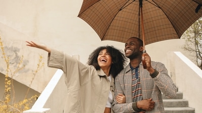 Monsoon fashion tips: Most comfortable fabric fits to pick out for rainy days (Polina Tankilevitch) Monsoon fashion tips: Most comfortable fabric fits to pick out for rainy days (Polina Tankilevitch)