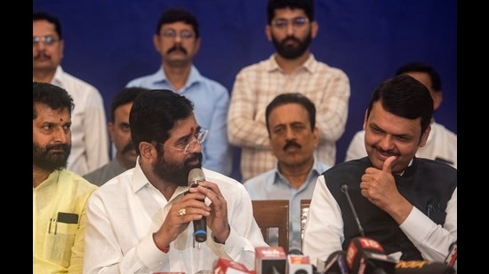 Eknath Shinde and Devendra Fadnavis address the media in Mumbai. (Satish Bate/HT PHOTO)