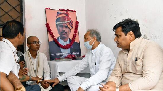 Rajasthan chief minister Ashok Gehlot meets the family members of Kanhaiya Lal, who was killed by two men in Udaipur, on Thursday. (ANI)