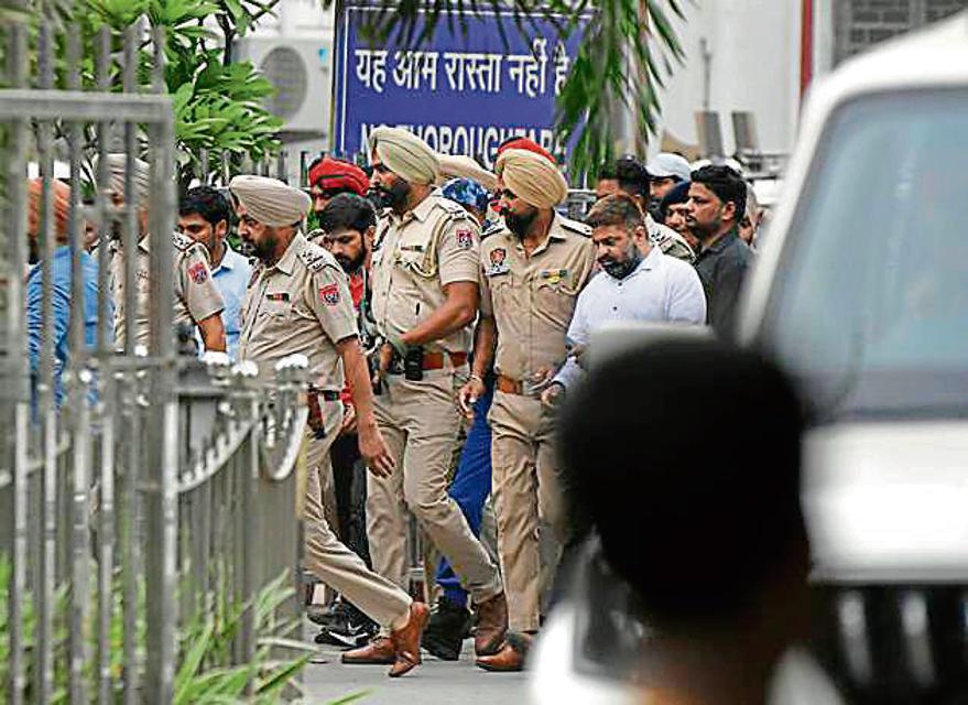 Gangster Lawrence Bishnoi being produced in Delhi Court in connection with the killing of Congress leader and Punjabi singer Sidhu Moosewala, in New Delhi on Tuesday. (ANI Photo) Gangster Lawrence Bishnoi being produced in Delhi Court in connection with the killing of Congress leader and Punjabi singer Sidhu Moosewala, in New Delhi on Tuesday. (ANI Photo)